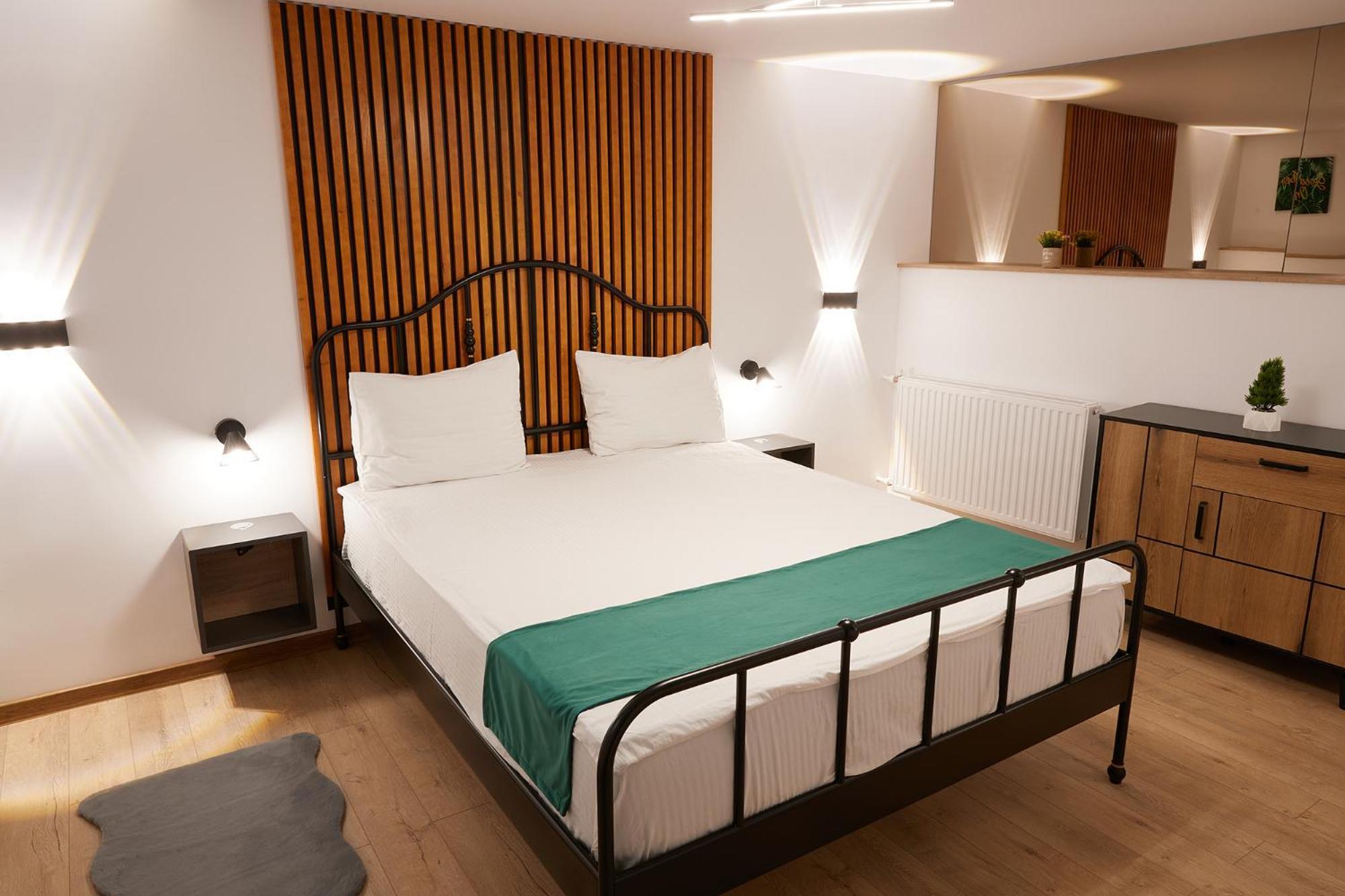 Giovi Central Apartment Cluj-Napoca Ngoại thất bức ảnh
