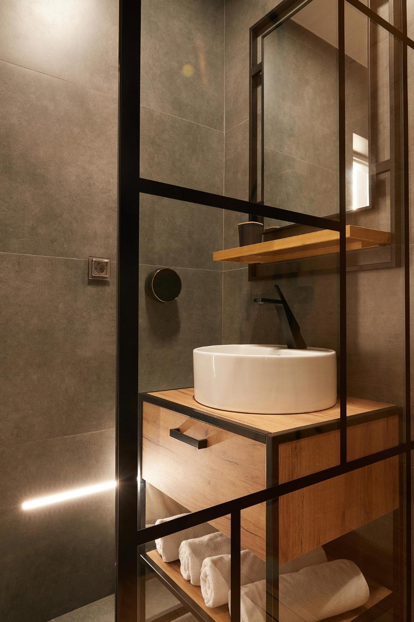 Giovi Central Apartment Cluj-Napoca Ngoại thất bức ảnh